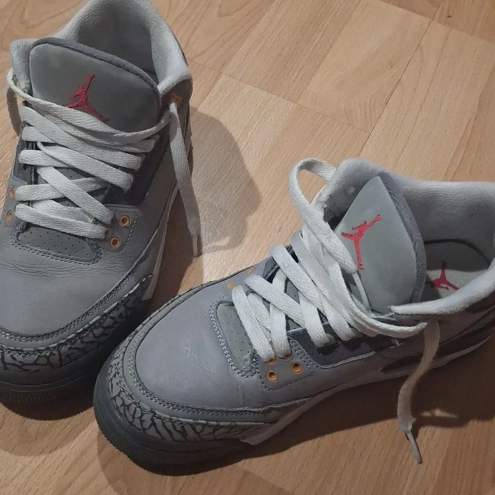 Air Jordan Gray Sneakers size 6.5
